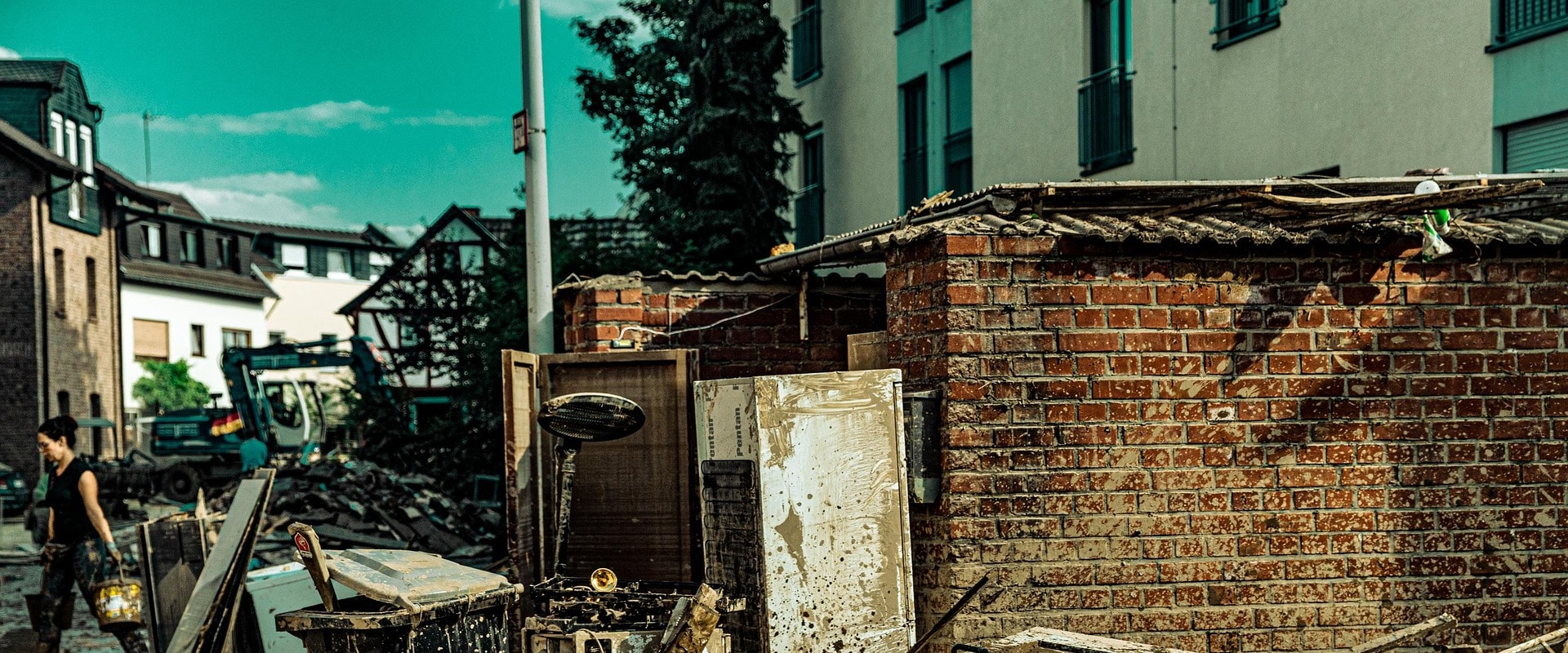 Emergency Storm Damage Cleanup in Beaverton, OR: How Realtor Services Help Protect Property Value