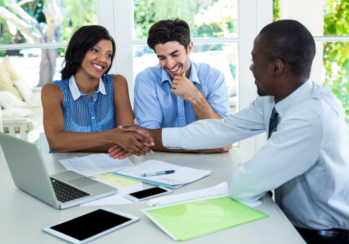 Understanding the Roles of Buyer's Agents and Seller's Agents in Realtor Services